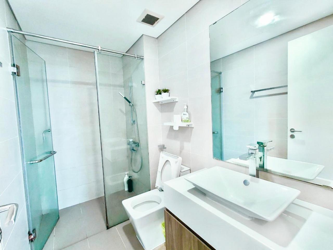 Premier Aparts - Soho Residence, City Central, 10Mins To Benthanh Market, Buivien Street โฮจิมินห์ซิตี้ ภายนอก รูปภาพ