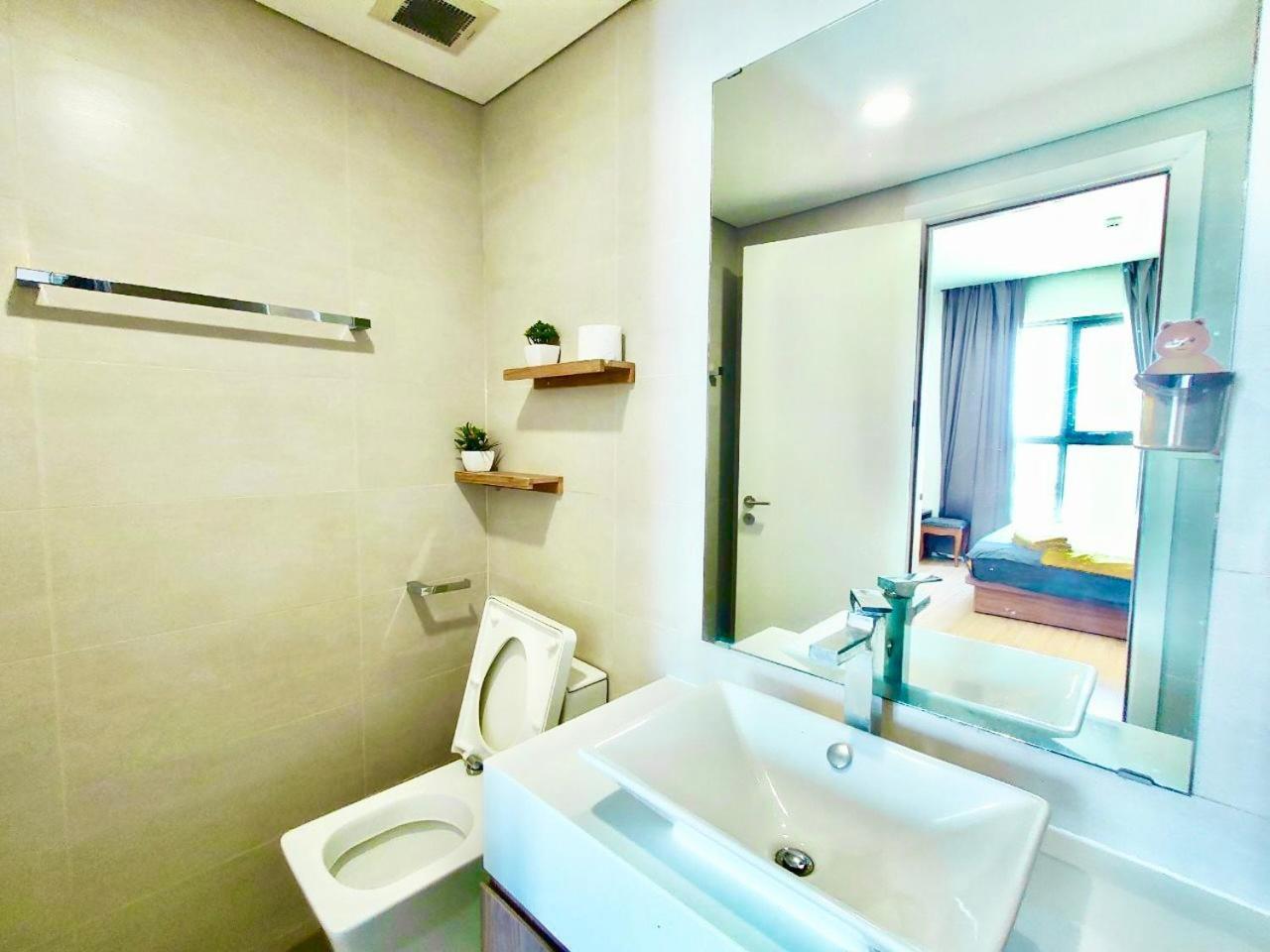 Premier Aparts - Soho Residence, City Central, 10Mins To Benthanh Market, Buivien Street โฮจิมินห์ซิตี้ ภายนอก รูปภาพ