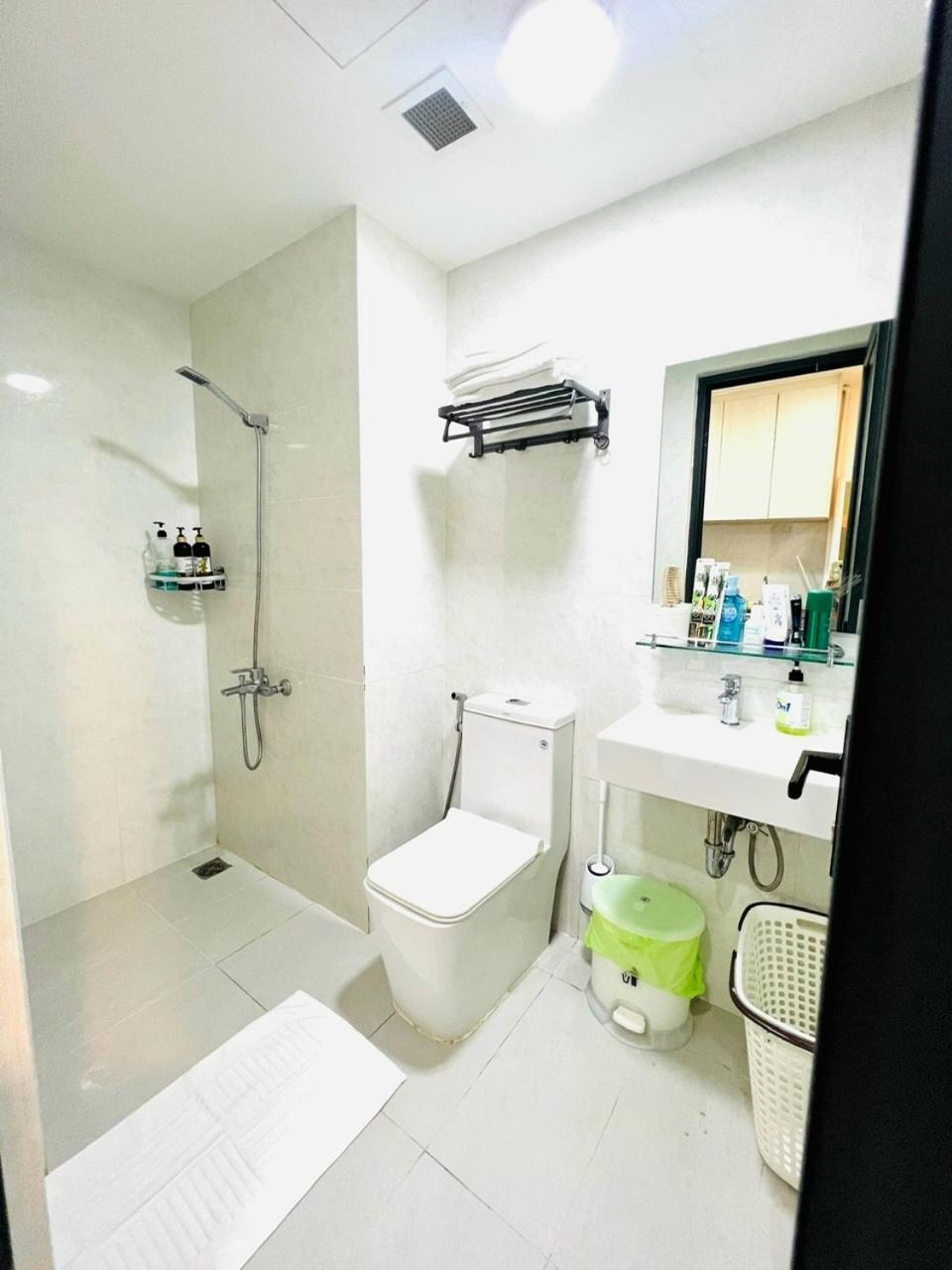 Premier Aparts - Soho Residence, City Central, 10Mins To Benthanh Market, Buivien Street โฮจิมินห์ซิตี้ ภายนอก รูปภาพ